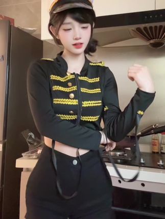 仙仙桃风格关键词，松弛、温柔、自然与自信