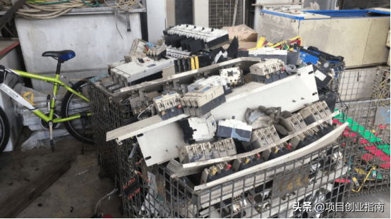 投资一两万能开什么店（投资2万到5万的冷门小生意）