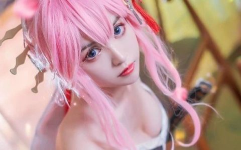 鳗鱼霏儿cos~八重樱花魁 cosplay写真图片欣赏