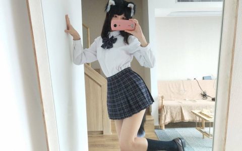 Nagisa魔物喵,风格奔放的东北女孩