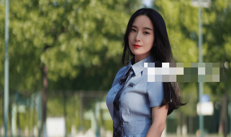 探索辣妈女神真爱粉的独特美学风格和生活热情-1