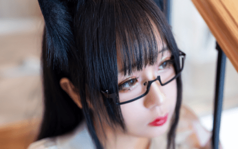 日奈娇Cos套图作品资源（日奈娇娃娃脸与火辣身材的Cosplay女神）