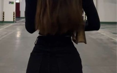 刘雅萌微密圈付费圈子作品资源,高质量教程视频和实用工具推荐