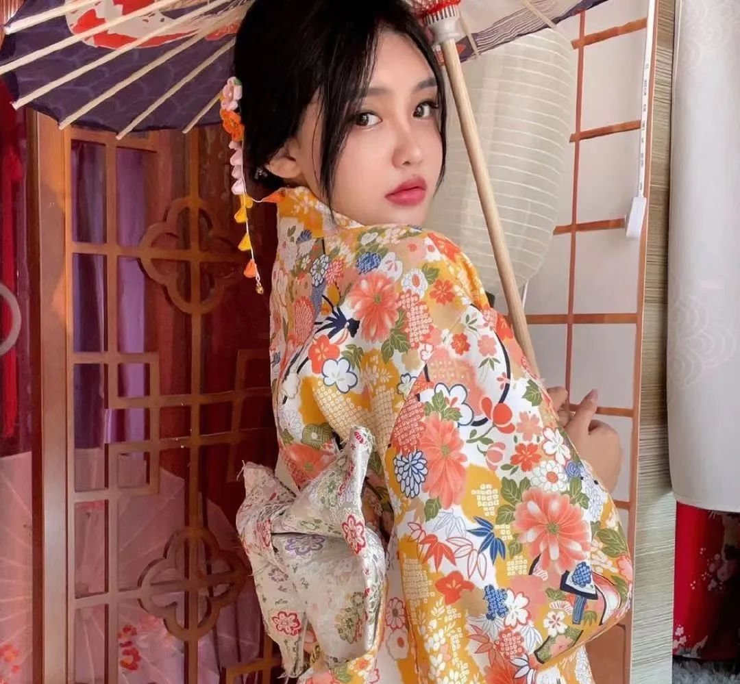 张鑫baby微密圈作品展示，解密张鑫baby微密圈中的独特创意设计