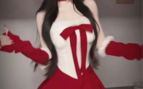 抖音童锣烧微密圈作品图片资源，完美大长腿穿搭展示自信与魅力