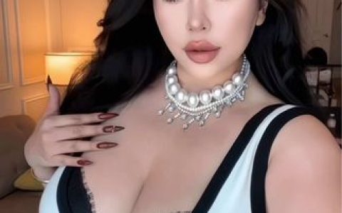 八尺夫人的抖音美照作品展示，成为众多女性的偶像和榜样