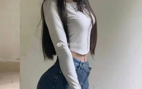 陈佩奇微密圈作品图片资源合集，诱惑与风情尽在她多面的魅力世界