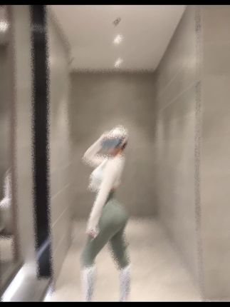 左公子666微密圈热爱青蛙蹲，专业知识与独特风格的健身女神