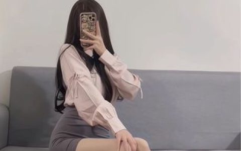 猫猫呀ss微密圈嘉宾作品新动态，粉色长裙舞动清新梦幻气息