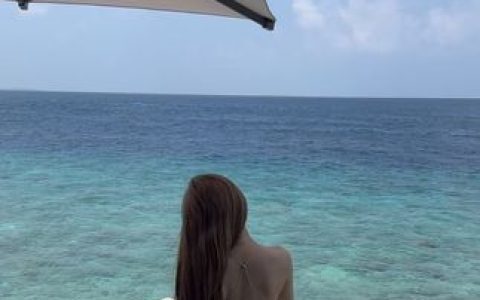 甜不二子微密圈作品内容曝光,颜值与勇气的光芒