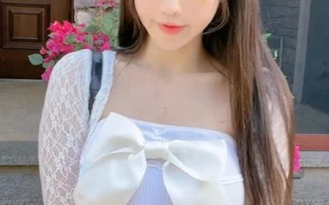 朱可儿复古蕾丝连体泳衣照片鉴赏，欣赏她的复古风格