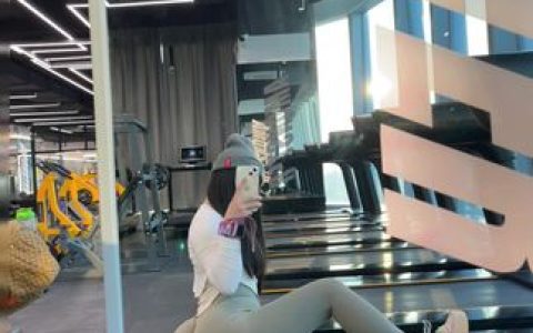 禅雨儿的维密时尚秀,欣赏她的维密时尚秀