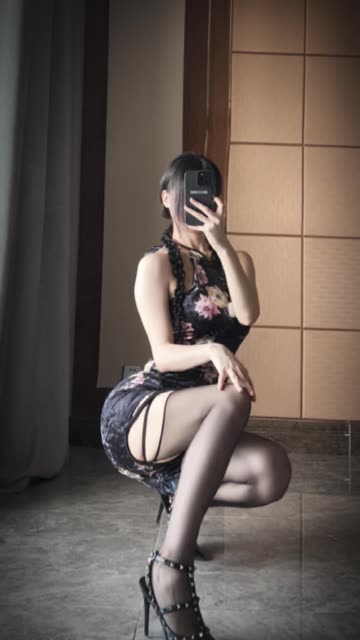奶白鹿神微密圈分享，探索她的微密世界