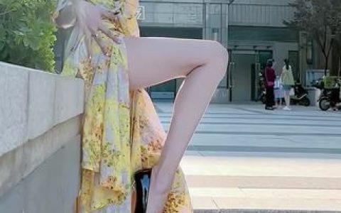 120斤的小王同学资源图集分享,尽览她的美丽风采