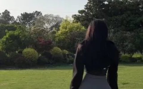 禅雨儿888照片专辑,专辑展示她的888照片