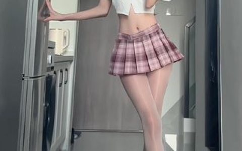 女刺客微密圈风采展示,颜值与实力并存