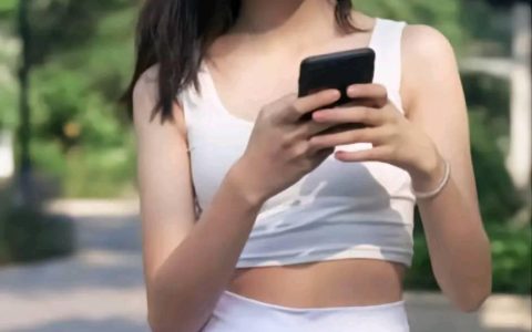 微密圈网红猪饲料ya的高质量资源,性感撩人妩媚动人照片视频双重呈现