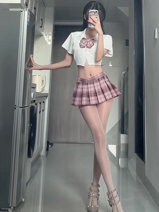 如何看待女刺客微密圈06月18日专属黑丝？解析背后的含义