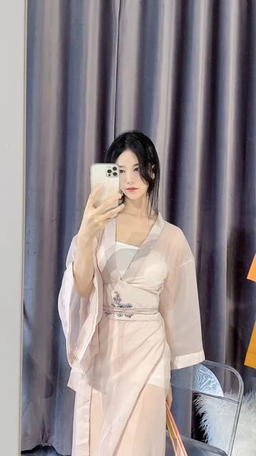 某音网红【抖娘利世】微密圈合集，网络红人魅力绽放