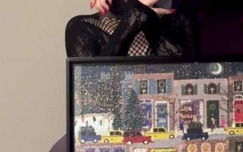 【微-密】保守的二舅妈-超紧爆一身纱衣(保守的二舅妈纱衣写真合集)