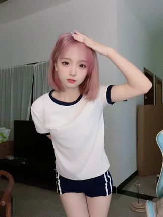 虎牙小羊炖土豆定制视频是真的吗，看看她如何打造独特舞蹈