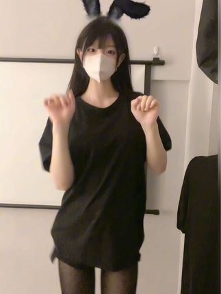 虎牙梦幻猫咪跳舞视频表情虎牙梦幻猫咪跳舞时的表情与动作，学习虎牙梦幻猫咪跳舞视频的表情技巧