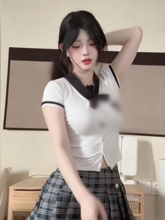小哭包不哭直播回放集锦，观看小哭包不哭直播回放的精彩瞬间