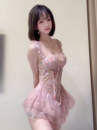 虎牙小狮子热舞教学视频，跟随她的节奏掌握每个动作