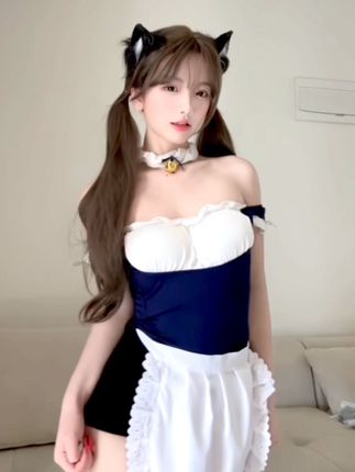 虎牙小狮子加特林热舞全程，动感舞蹈展现她的活力