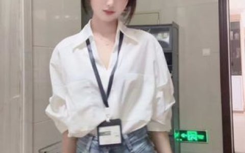 小霞佩奇跳舞风格与表现技巧,解读小霞佩奇跳舞风格与舞蹈技巧,掌握她的舞蹈魅力