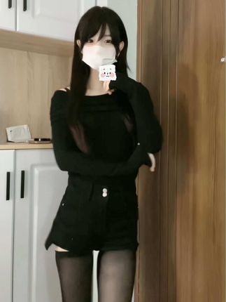 杨晚柠如何通过直播带货获取超高销量，她的成功秘诀