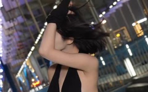 秀人网模特小逗逗，性感写真集完美展现极致魅力