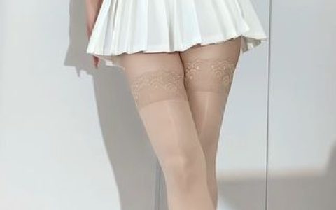 徐绾绾微密圈系列作品,高挑御姐的黑丝写真全集下载