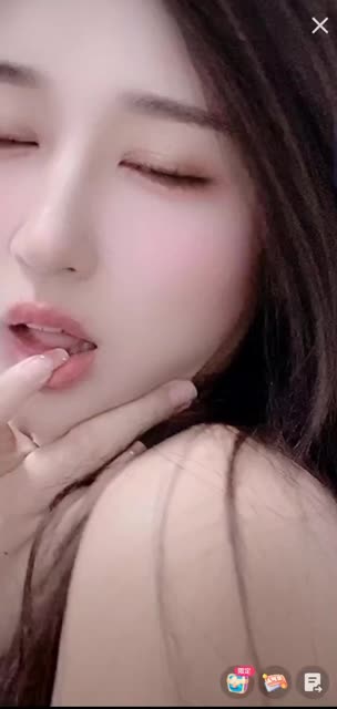 网易cc短腿微宁舞蹈表演回顾，回顾短腿微宁在网易cc平台上的精彩舞蹈表演