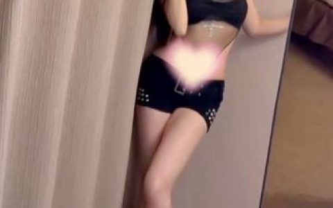 网易CC果果超哇塞呀性感舞蹈合集,从甜美到御姐的完美诠释