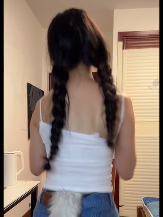 快手男王万元定制视频，她定制舞蹈为何如此高价？