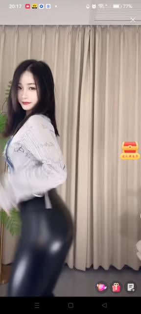网易CC雪梨土豪定制舞蹈作品分析，为什么她的定制视频如此吸引人？
