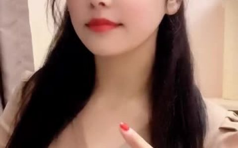 探索奶雯微密圈的时尚穿搭,感受生活的精粹分享