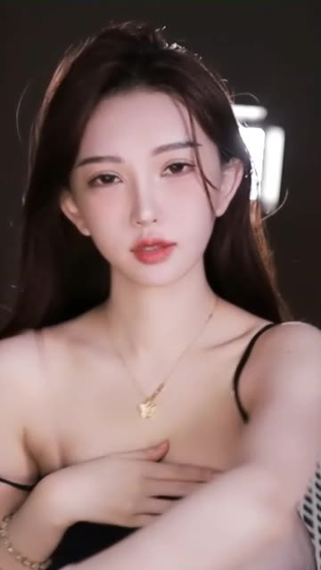 南妹儿直播间秀舞蹈为了造福水友，防娘防超管！