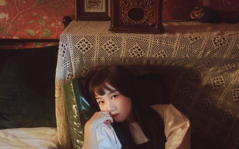 黄昏的时钟写真 人像 妹子 摄影 情绪 – YiTuYu艺图语