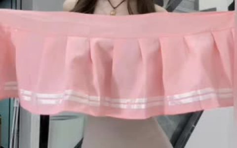 微密圈中的乔妹,给乔买裙子的作品为何如此热?