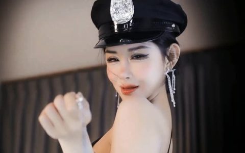 网易CC小恩雅土豪私人定制视频,网友直呼受不了