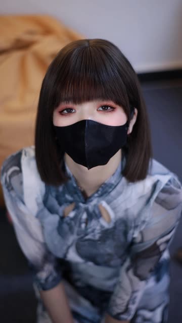 白龙猫女被封号的内幕大揭露，网红白龙猫女封号的原因是什么？