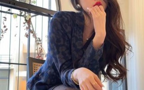 微密圈Sia不吃鱼,全套写真合集打包下载