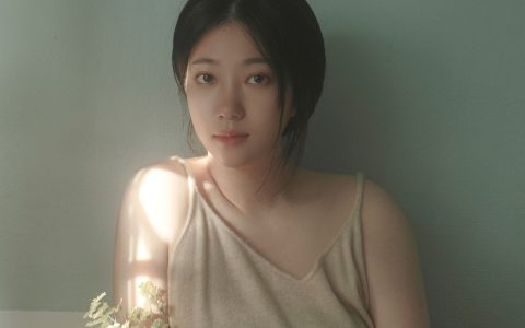 光的痕迹摄影 人像 美女 优美 忧郁 伤感 – YiTuYu艺图语