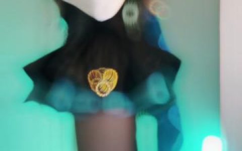 Zinie的佩罗娜COSPLAY，太太太太可爱了