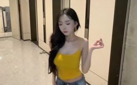 智桃lucky维密圈资源下载，抖音网红智桃的写真与视频合集