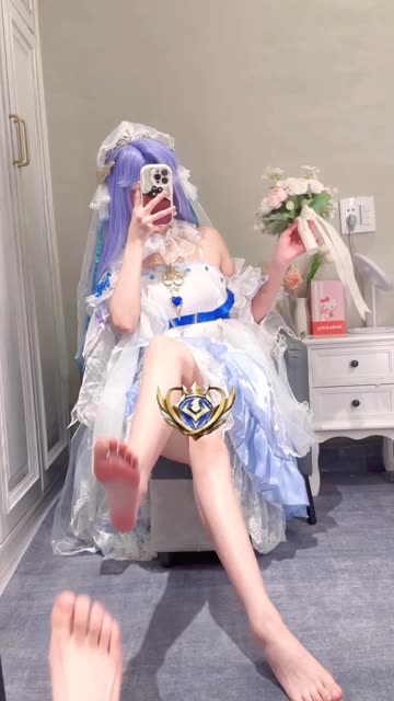 一小央泽女教师80张图片合集预览！，谁会抵抗这样的老师？