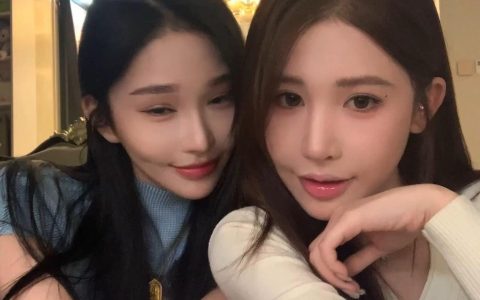 斗鱼小小酥微博图片大全高清,欣赏小小酥微博上的高清图片,感受她的时尚风格