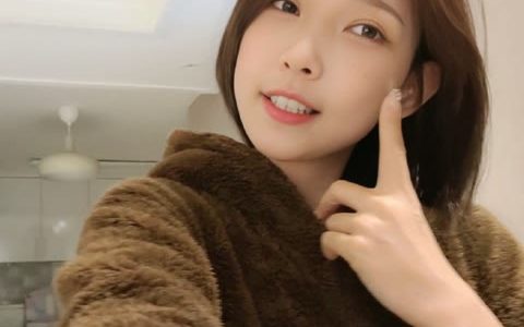 可可可宝儿最新直播热舞,网友好评如潮的视频推荐